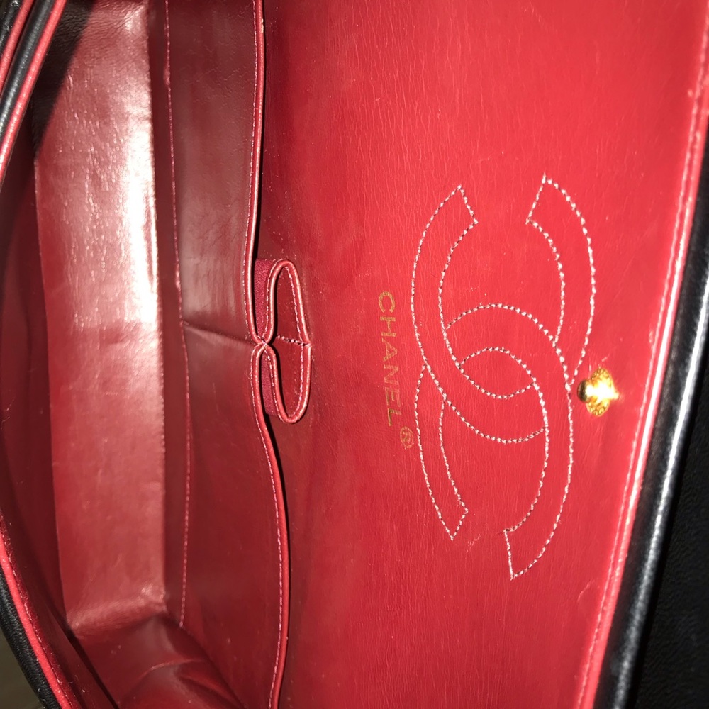 CHANEL Vintage Quilted Lambskin Classic Double Flap Bag Series 0 - Picture 7 of 16